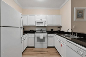 Charming 4-Bedroom Villa Near Disney w/ Clubhouse